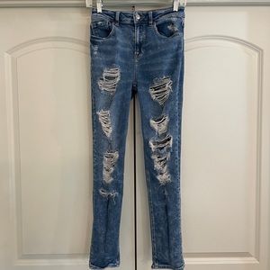 American Eagle ripped mom jeans.